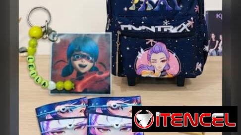 Combo de mochila con accesorios de bisutería K pop