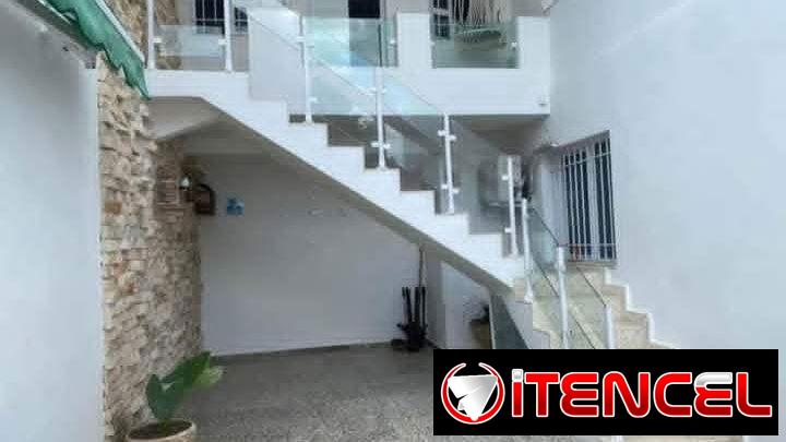 De todo en carpintería de aluminio y cristal