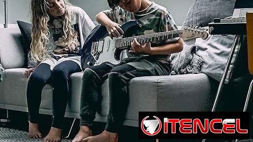 – Guitarra Eléctrica Yamaha