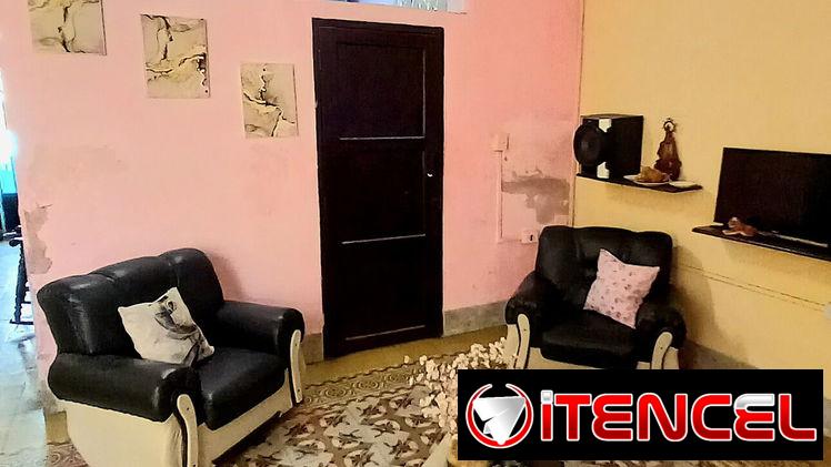 CASA COLONIAL EN VENTA
