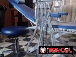 . Sillón con unidad dental , silla giratoria y compresor.
