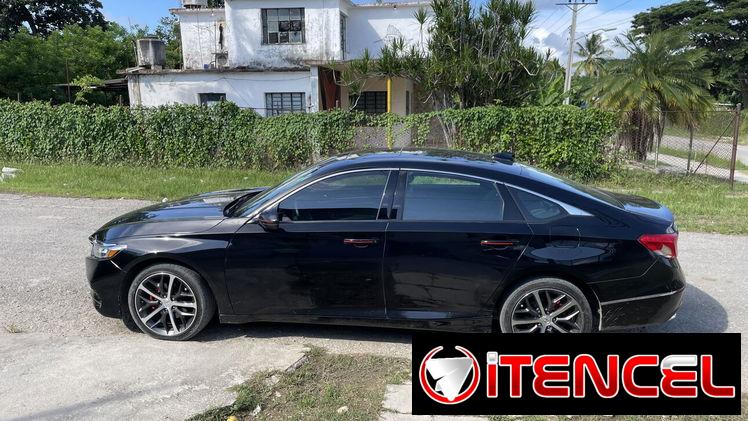 Renta de Honda automático y servicio de Taxi también