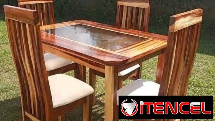Mesa de comedor con Sillas