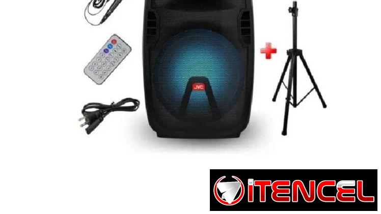 Bocina JVC con trípode de 3500w