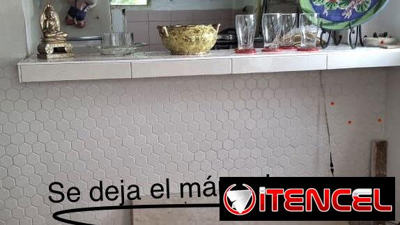 Vendo casa 🏠 1/1 la habana, llama a Alba a el número (+5353106558) papeles en regla! Permuto también