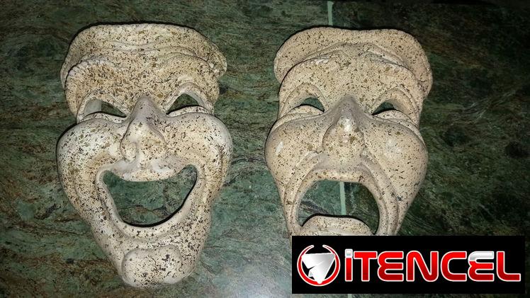 Vendo 2 mascaras de adorno