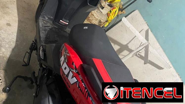 Se vende moto de gasolina marca TRECK