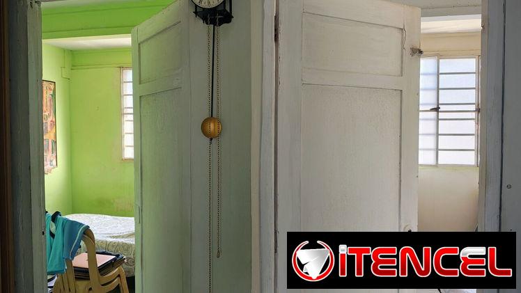 Se vende apartamento cerca de la Ciudad Deportiva