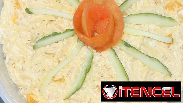 Bufet de ensalada fría croquetas y panetela rellena de fanguito TODO de👌🫶😋😋😋