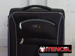 Equipajes maletas de viajes 10 kilos y 32 kilos impecables marca Fila