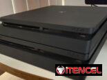 PlayStation 4 Slim pirateada