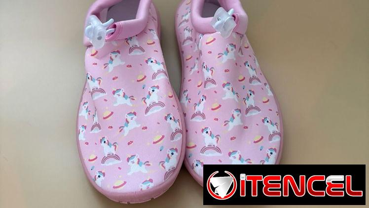 Zapatos playa/ Zapatillas antideslizantes de niños 26,31,32,34