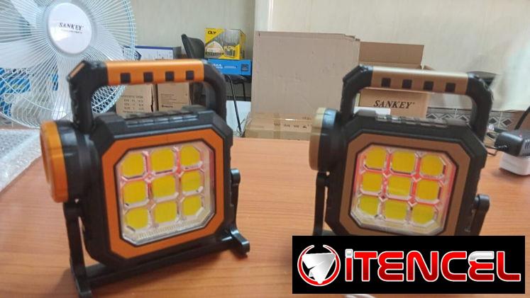 📦 25 USD 📦 LÁMPARA RECARGABLE CON PANEL SOLAR. MENSAJERIA CON FACTURA Y GARANTiA. TLF 54833699