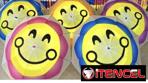 Licras, sombrillas, evillas, cintos para niños