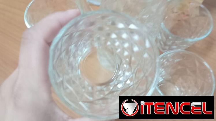 JUEGO DE JARRA DE VIDRIO CON 4 VASOS, ENTREGA DE FACTURA, VARIEDAD DE ÚTILES DEL HOGAR, ETC
