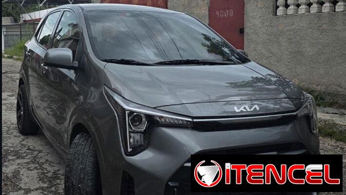 Kia Picanto 2025 con 3 mil km