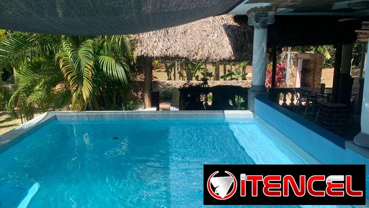 Casas en la playa. Casa en Guanabo con piscina y cerca de la playa🦋