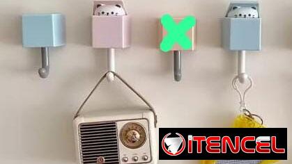 Mini porta espadas, ganchos adorables de gaticos, cartas clásicas de Tarot, medias y guantillas y más productos