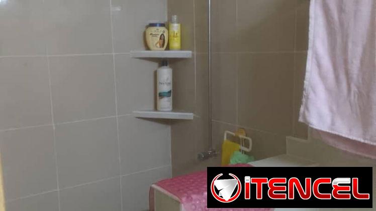 Ref # 57. Rebajaa lindo apto de 2 cuartos todo nuevo en excelente zona de Santos Suárez!!!!