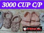 Se venden zapatos de poco uso para niñas de o a 2 años