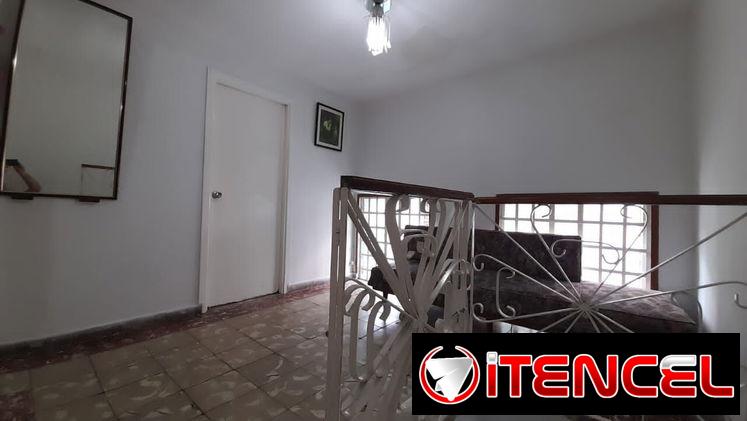 Vendo o permuto casa en el Cerro