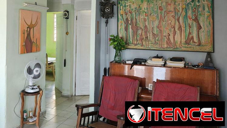 Se vende apartamento cerca de la Ciudad Deportiva