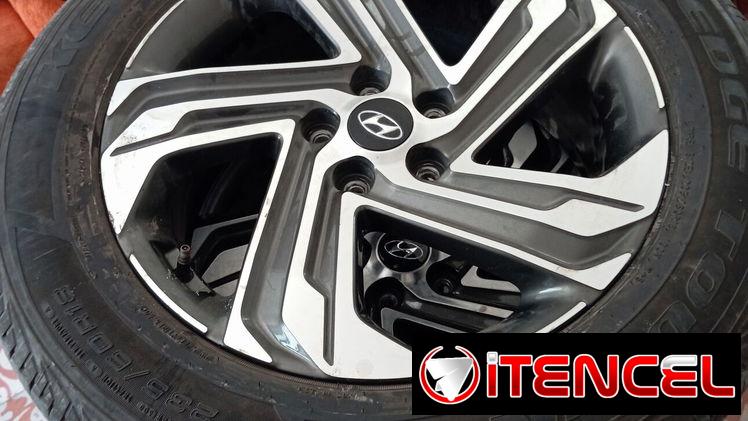 Llantas con gomas originales Hiyundai santa fe originales