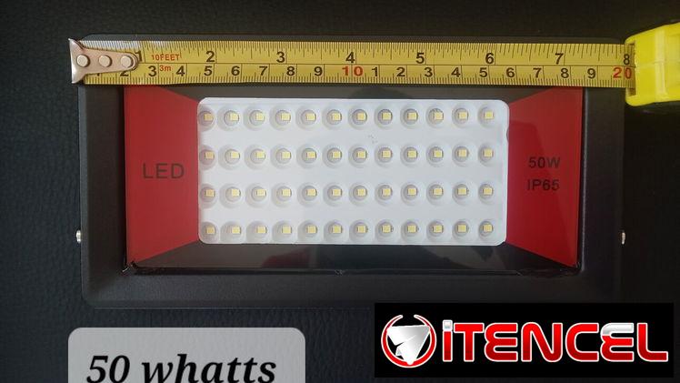 Lamparas DICROICAS para empotrar o luces led calidas y frias,Cintas neon flex, reflectores de 50 y 100 W. Mangueras led