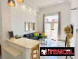 Encantador apartamento de 1 dormitorio, tal como se ve en las fotos, disponible para la venta.