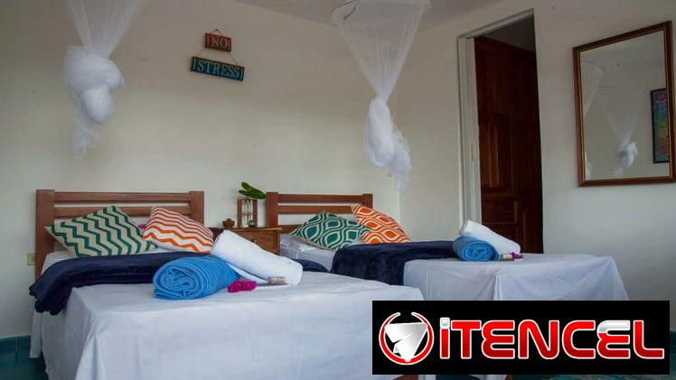Alquiler de casa en la playa con piscina en Guanabo. Renta de casa en la playa para grupos grandes con piscina en Guanab
