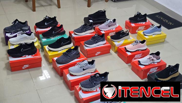 NIKE