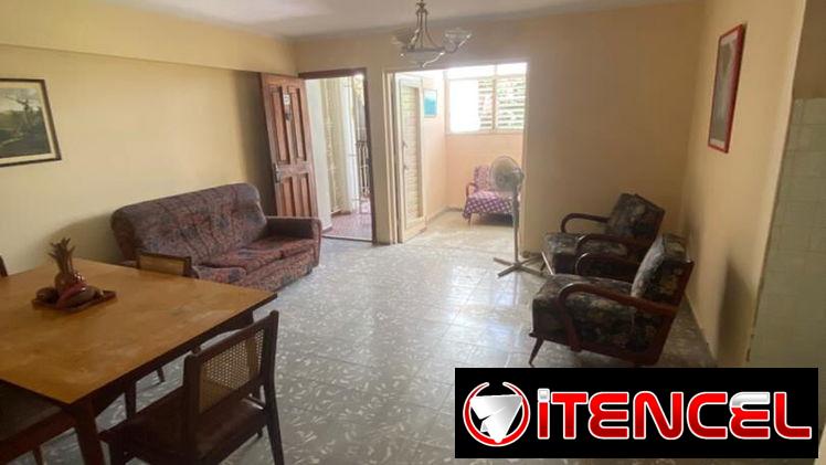 NUEVO VEDADO PRÓXIMO A LA AVENIDA DE BOYEROS Y AL HOTEL TULIPAN APARTAMENTO EN BAJO CON PATIO DE TIERRA