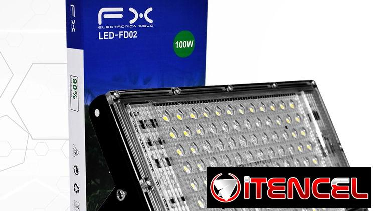 REFLECTORES Y PANTALLAS LED