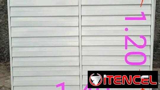 Se ofertan ventanas galvanizadas esmaltadas en blanco