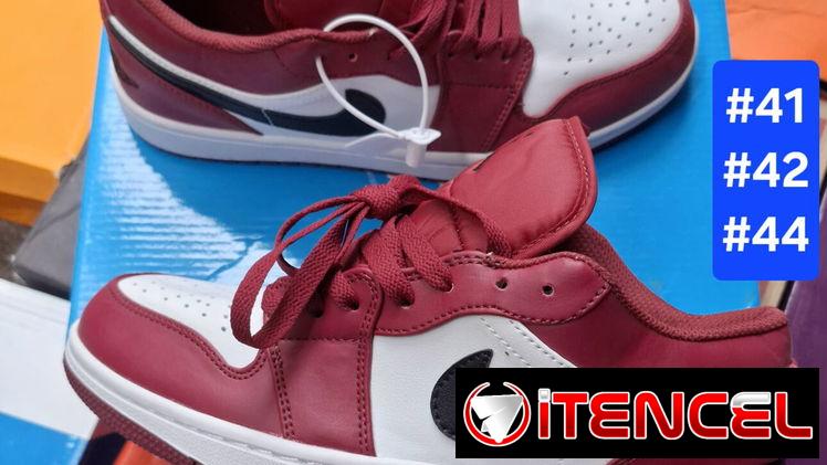 Tenis Nike de hombre y de mujer de buena calidad