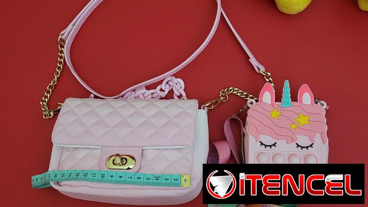 Carteras y gafas para niñas