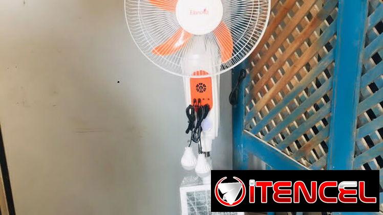 🌬Ventilador Elanova recargable, de 3 velocidades, con 2 bombillos LED, entrada USB, panel solar. Mensajería incluida 🚘