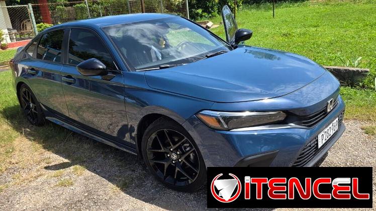 vendo  o recojo menor honda civic 2025 solo 8500km caminados carro nuevo
