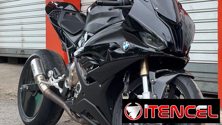 BMW S1000RR 2021