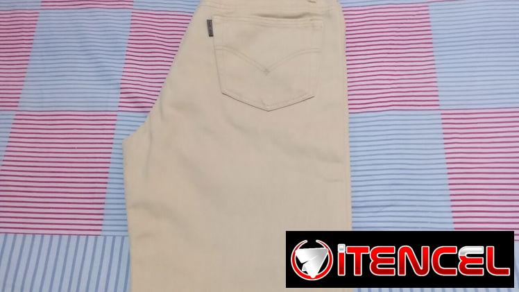 Putusas nuevo veiz talla  34. Camisa de  mezclilla talla L . Pitusa blanco talla  30.