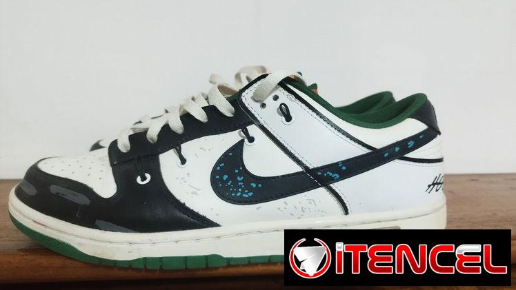 Nike Dunk Low "Hold me tight" — foto 2
