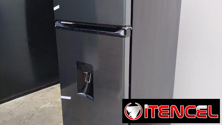 Refrigerador-congelador Royal de 8,5 pies cúbicos — foto 3