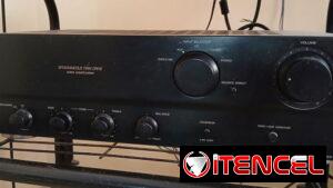 Amplificador, Bocinas y Mesa