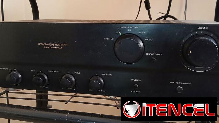 Amplificador, Bocinas y Mesa