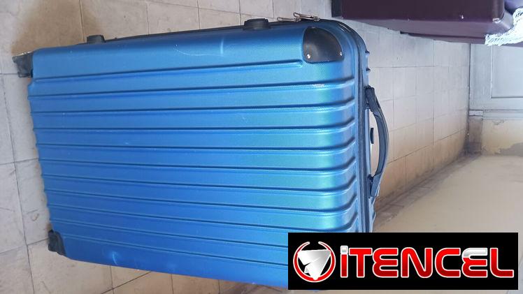Vendo maleta con defectos menores (acepto transferencia) — foto 3