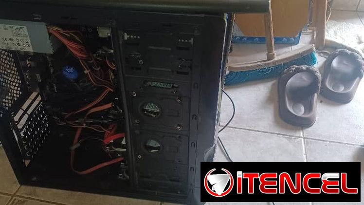 Vendo i5 de 4ta+ hd de 7Tb+monitor — foto 1