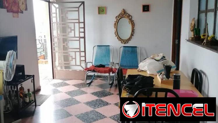 APARTAMENTO EN LA IZQUINA DE TEJA — foto 2