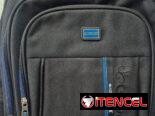Mochila M-10 | 30 USD | Mochila para laptop con puerto USB