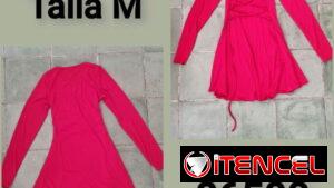 Vestido rojo de mangas ($6500)