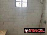 Dos casas en una ubicada en víbora park